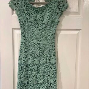 Elegant lulus backless Lace Dress in sage Green (S)